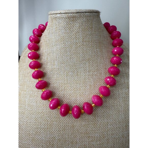 J. Crew Chunky Beaded Pink Statement Necklace With Gold-Tone Accents & Lobster C - Picture 10 of 10